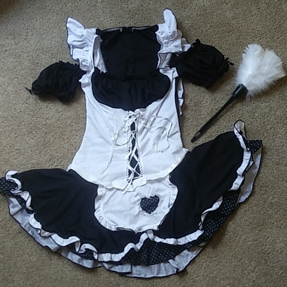 Flirty French Maid Costume